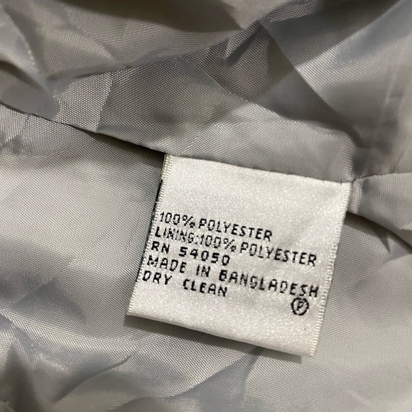 Le Suit Short Sleeve Metallic Silver Womens Size 6 Fully Lined Blazer Jacket - Picture 7 of 8